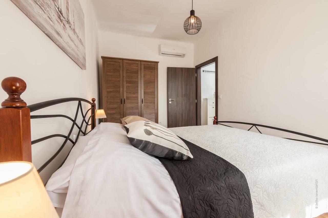 زادار Apartment Sunny Place المظهر الخارجي الصورة